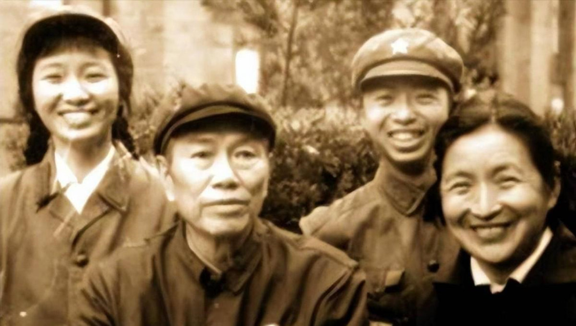 开云-有人说邓华不敢指挥对越自卫反击,邓:不是不敢,恐难保证打胜仗